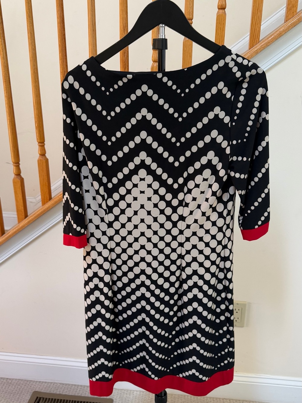 Sandra Darren Black and White Polka Chevron Shift Dress with Red Trim - Picture 3 of 5